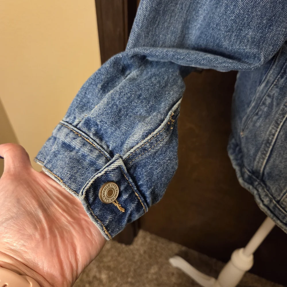 KanCan Distressed Jean Jacket - Picture 5 of 12